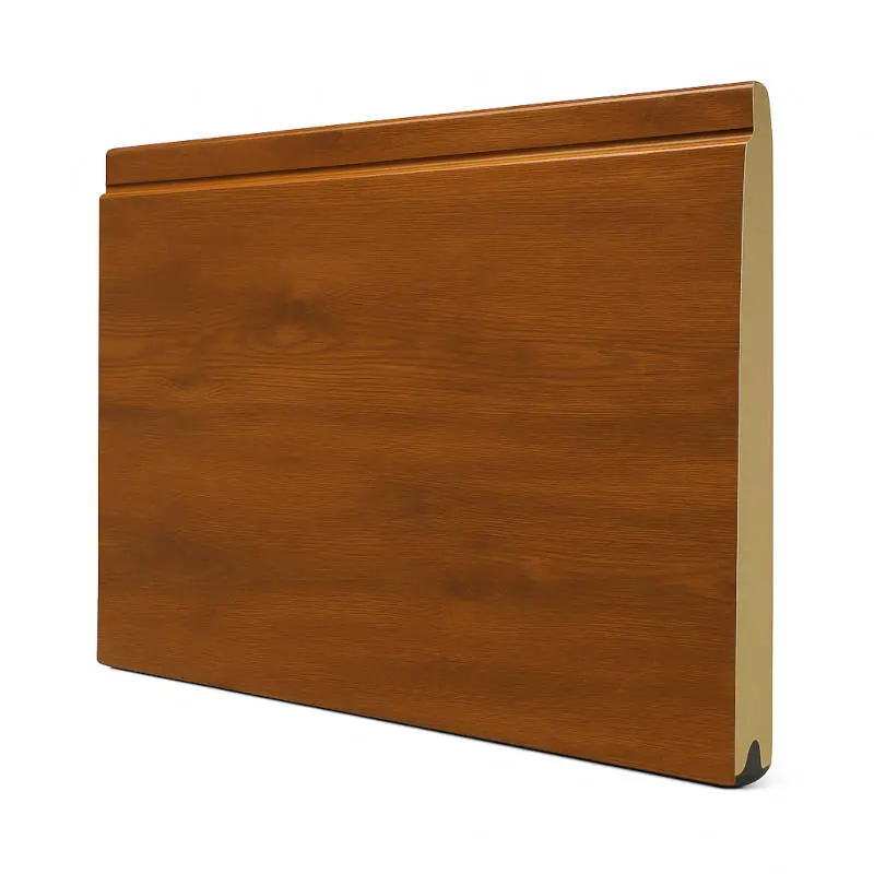 Panel liso con acabado en madera clara para puerta automática seccional de garaje